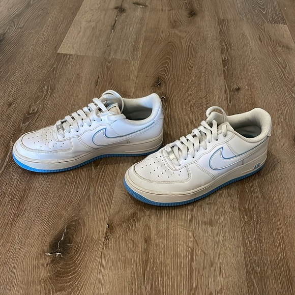 Men’s Nike Air Force 1 shoes - Picture 6 of 7